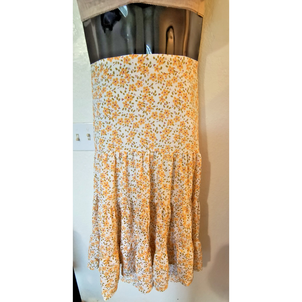 Adilaca Women’s White with Yellow Print Floral Skirt Size 2XL W004